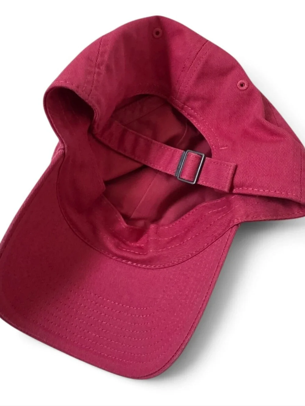 Nike Heritage86 Pink Red Cotton Strapback Hat Cap One Size Embroidered Swoosh